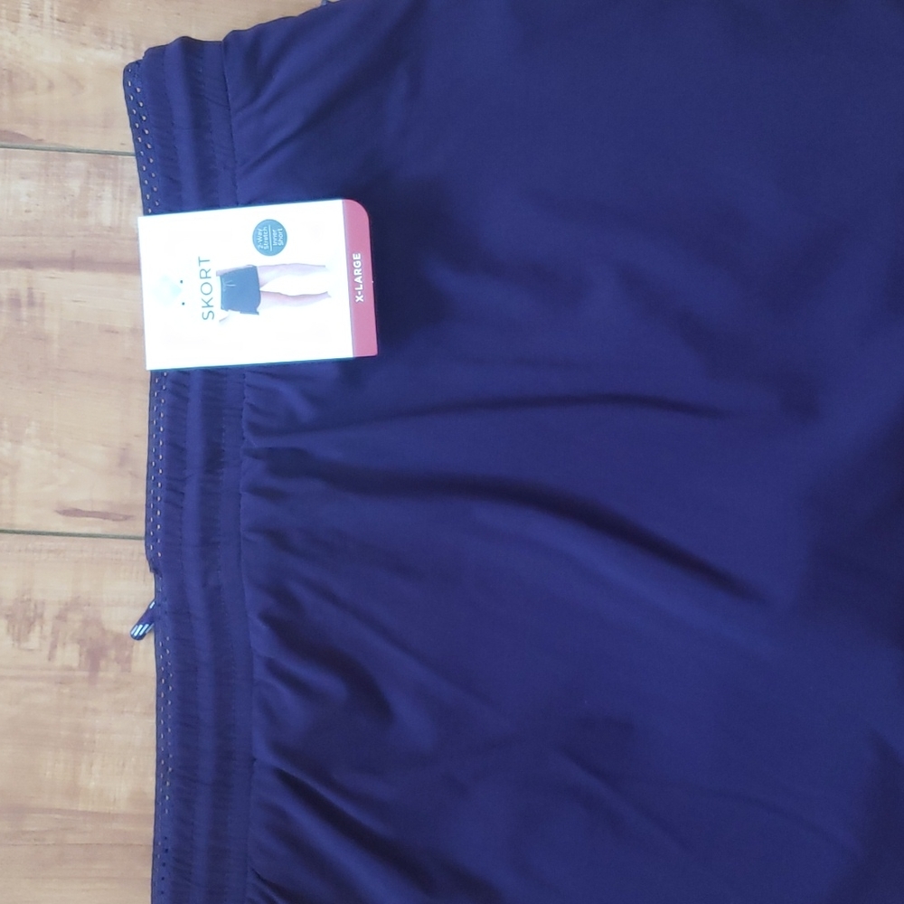 Woven trek skort - Picture 3 of 6